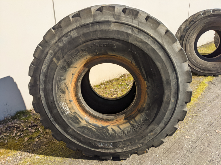 Used TIRE 70-0315 2
